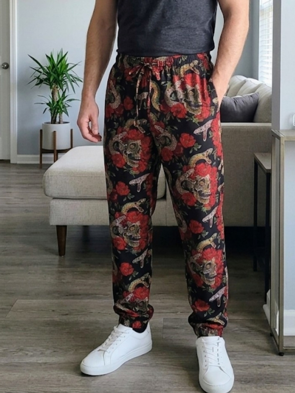 YOUNGLA.. Black Floral Skull Lounge Pants with Snakes (GB)